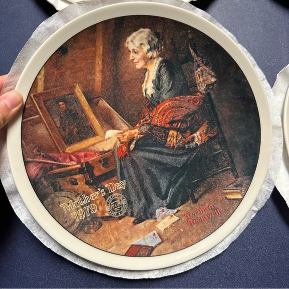 4pcs Norman Rockwell Collector plates the Knowles Mother’s Day series - Picture 3 of 11